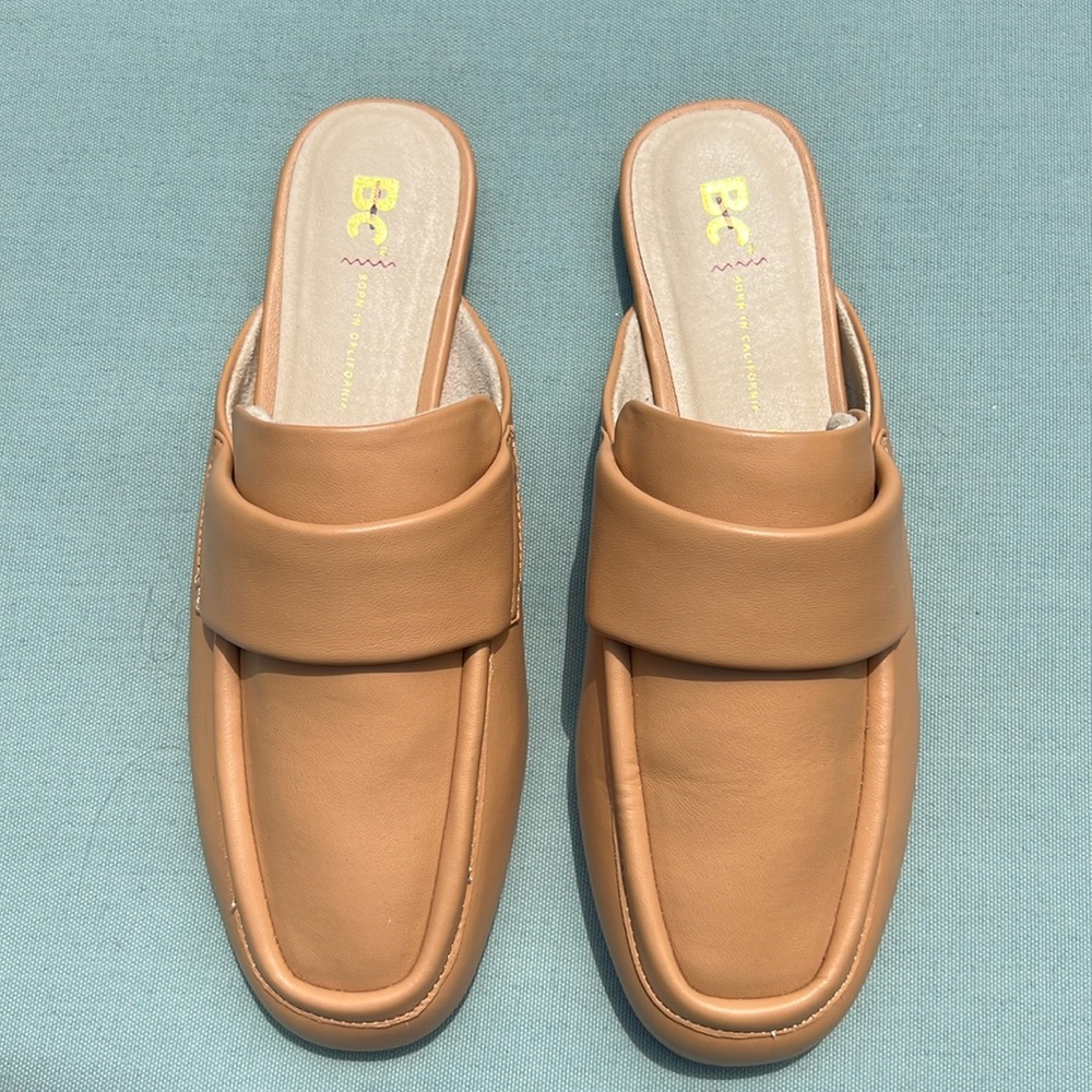 BC Footwear Brunch Date Flats Size 8.5